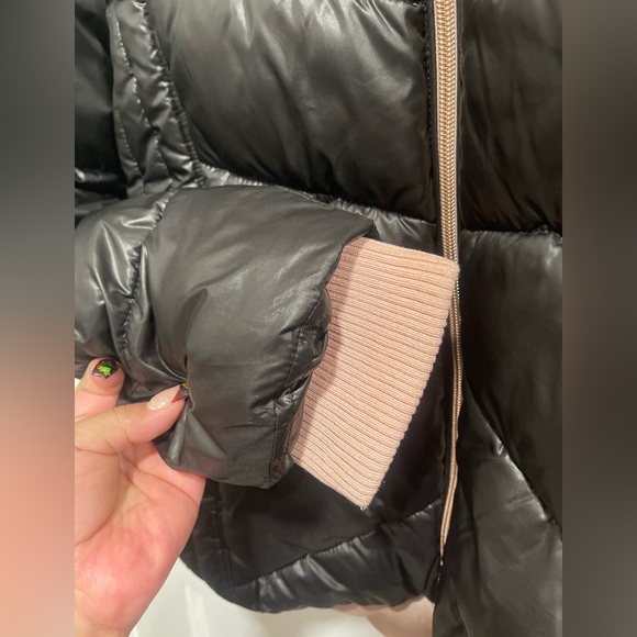 GIRLS MICHAEL KORS PUFFER COAT - Picture 11 of 12